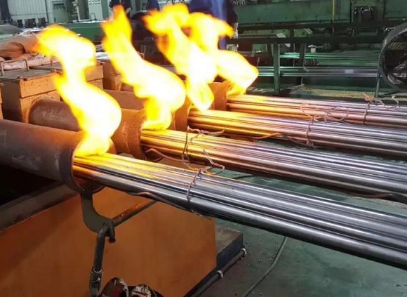 304不銹鋼管是如何生產(chǎn)的？