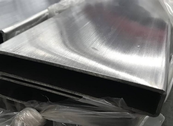 304不銹鋼管變形原因有哪些？