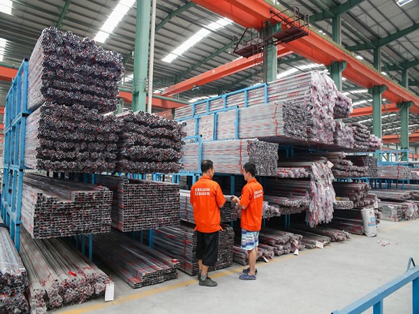 優(yōu)質(zhì)的不銹鋼裝飾管哪里有？